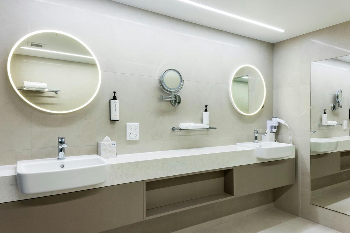 Executive Luxury Suite