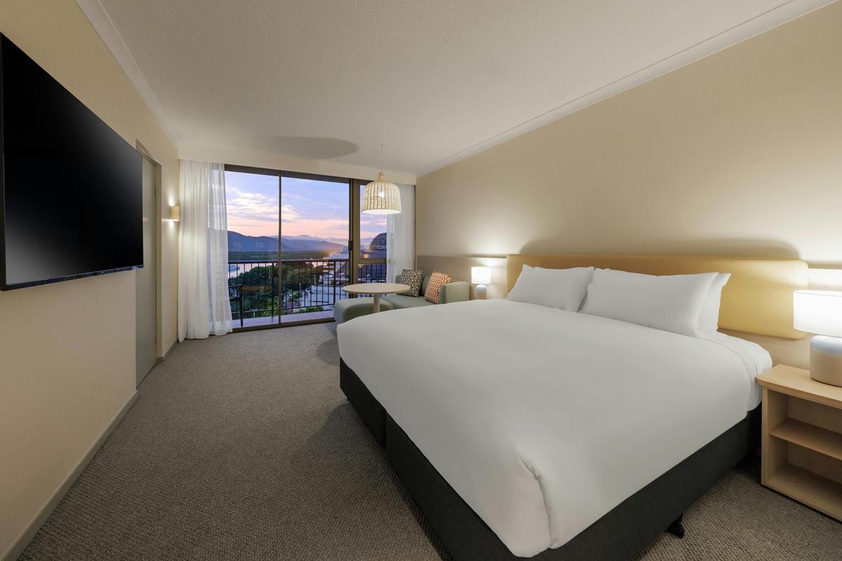Premium King Balcony Room