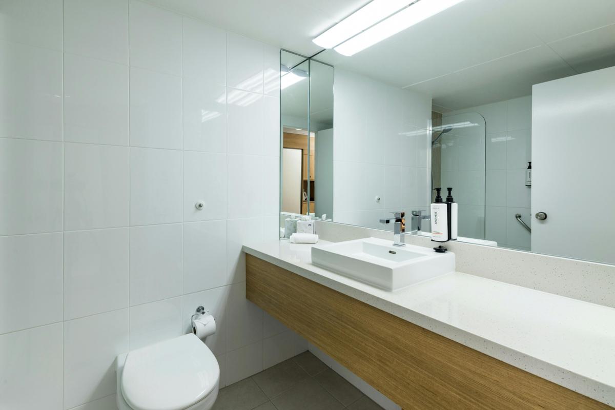 Superior King Balcony Room