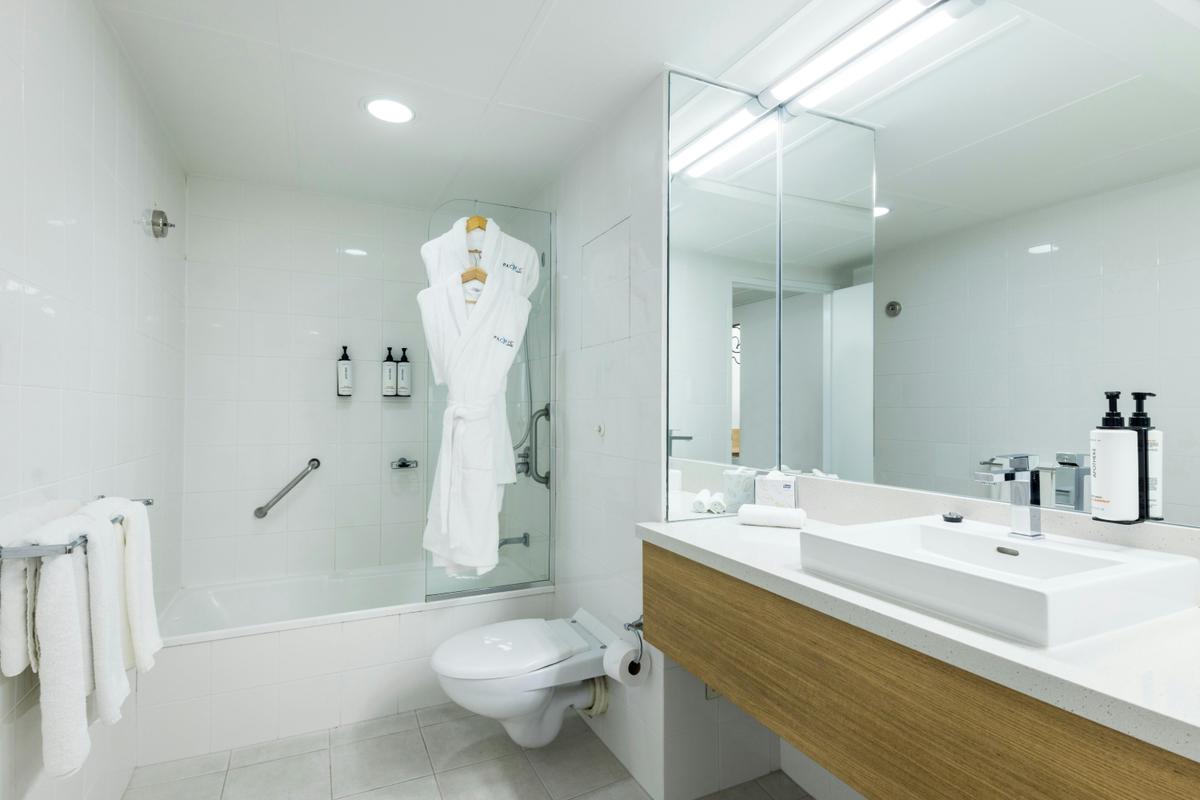 Superior King Balcony Suite