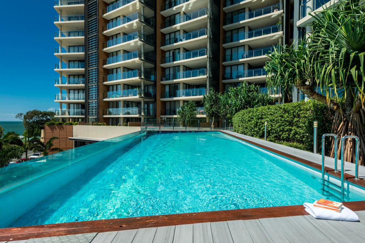 Oaks Redcliffe Mon Komo Suites