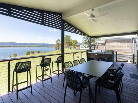 Lakeview Villa - Three Bedroom