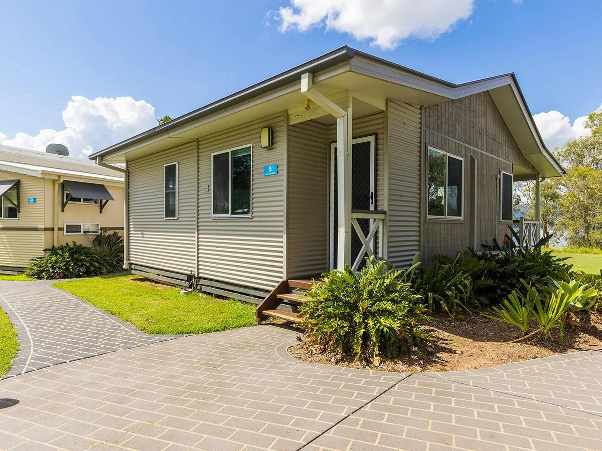 Lakeview Villa