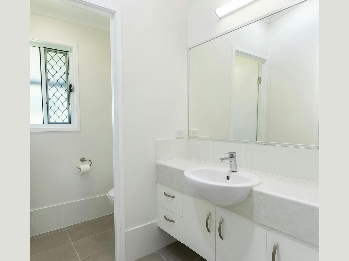 Lakeview Villa - Three Bedroom