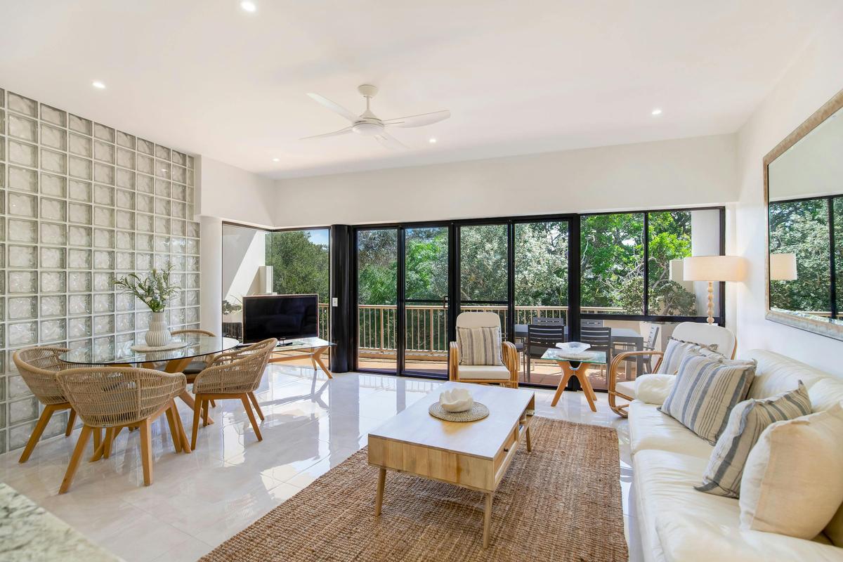 Deluxe Three Bedroom with Exclusive Rooftop - Apartments 12 & 13