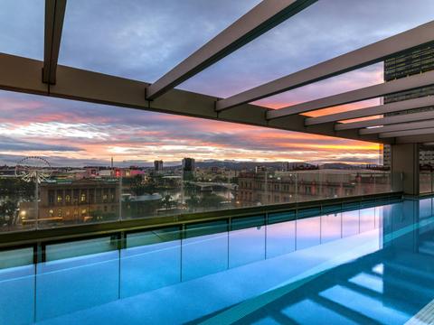 Oaks Brisbane Casino Towers Suites