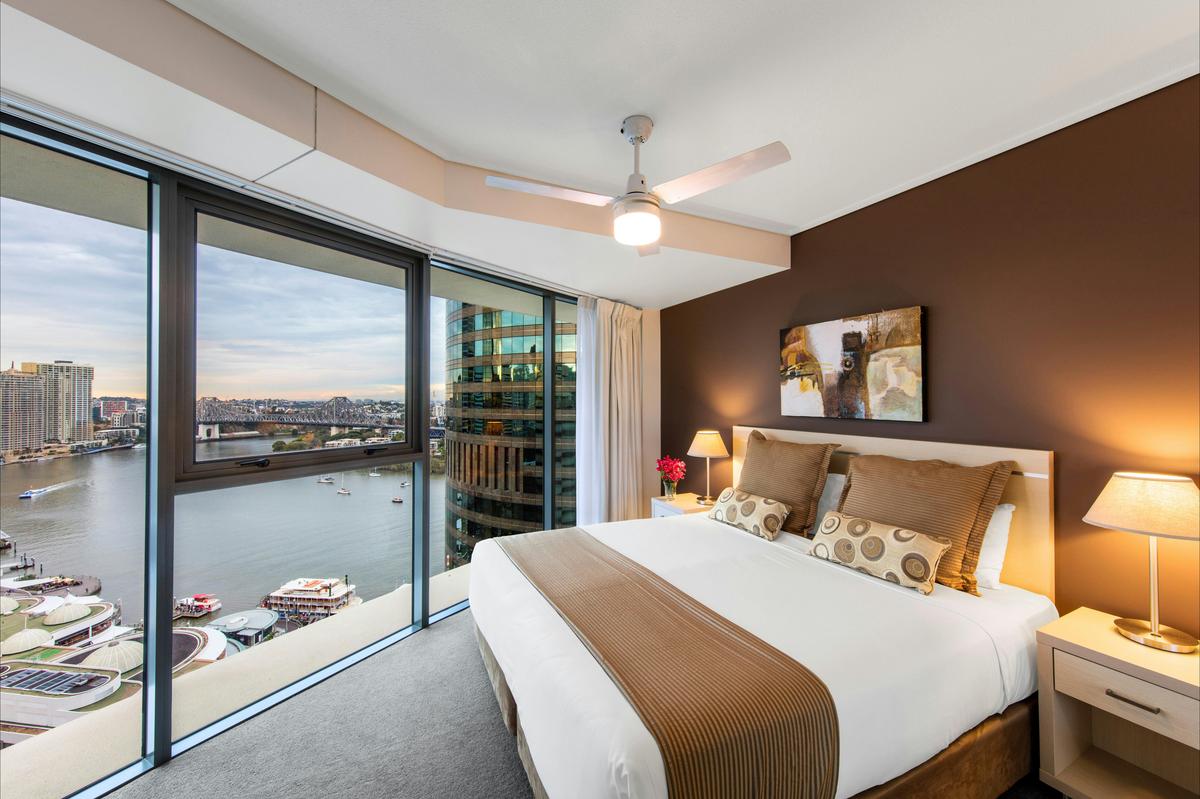 2 Bedroom Story Bridge View Apartment