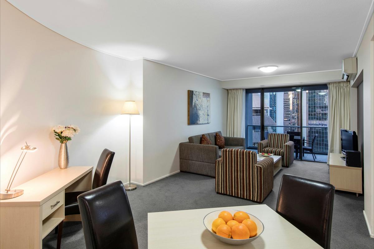 2 Bedroom Story Bridge View Apartment