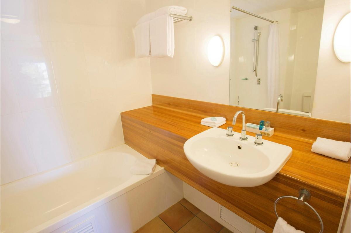 2 Bedroom King Suite
