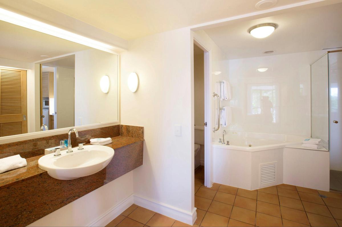 2 Bedroom King Suite