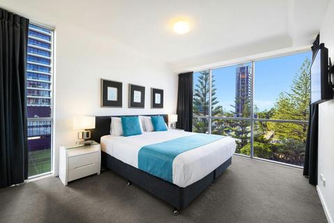 2 Bedroom 2 Bathroom Apartment