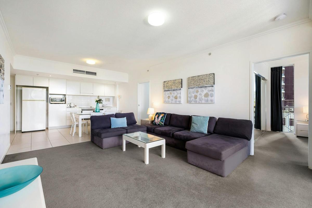 2 Bedroom 2 Bathroom Apartment