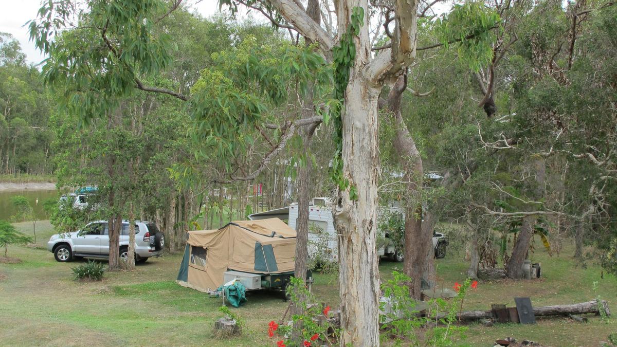 Noosa Lake Stay
