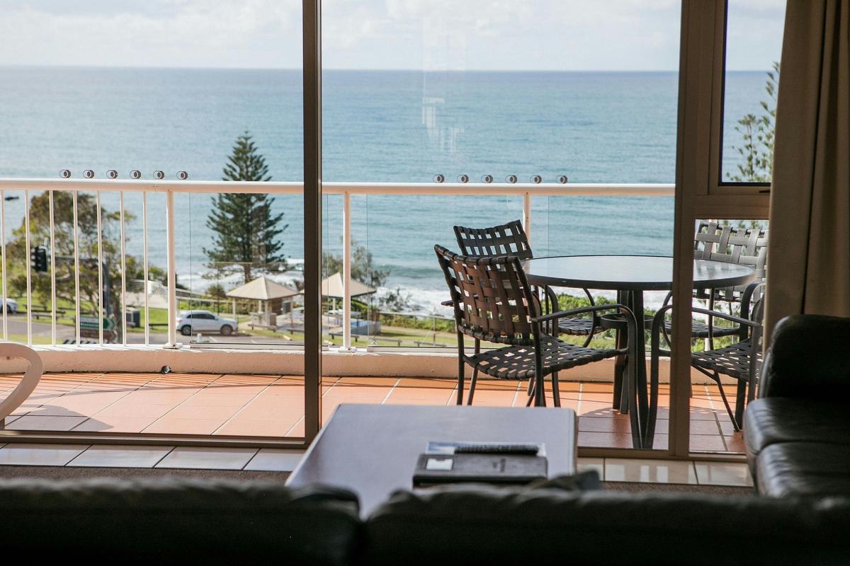 1 Bedroom Ocean View Apartment