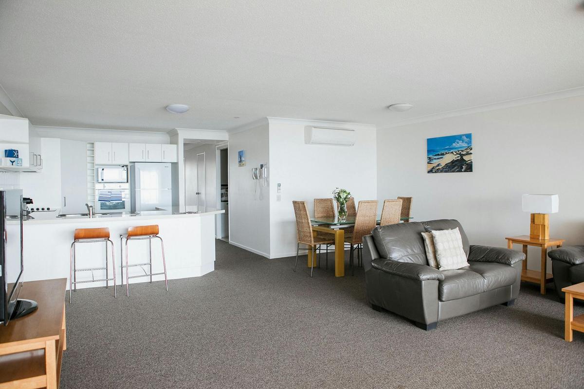 2 Bedroom Superior Ocean View Apartment