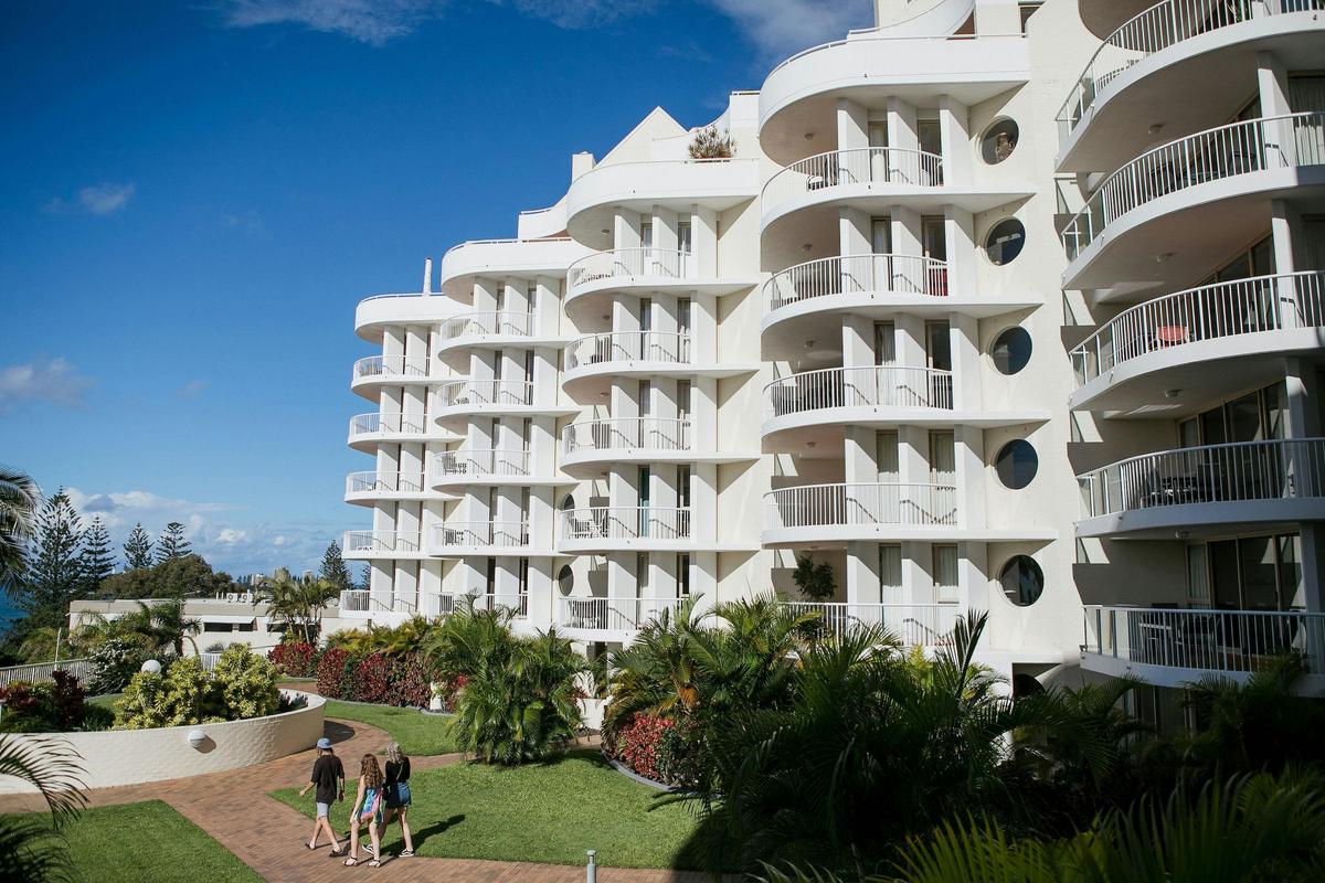 Osprey Apartments - Exterio