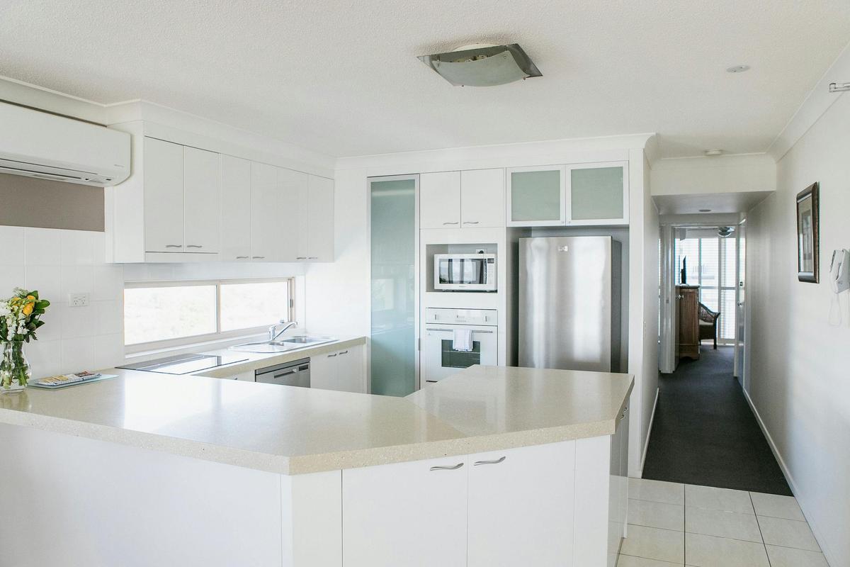1 Bedroom Ocean View Apartment