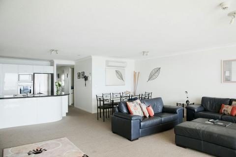 3 Bedroom Superior Ocean View Apartment