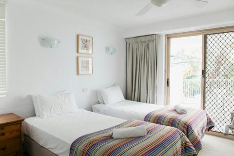 2 Bedroom Courtyard Apartment