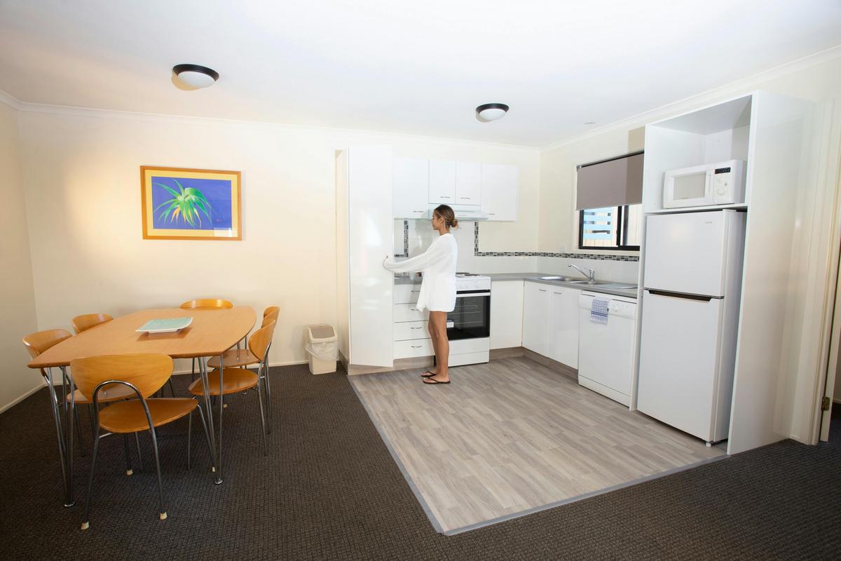 Noosa Lakes Resort