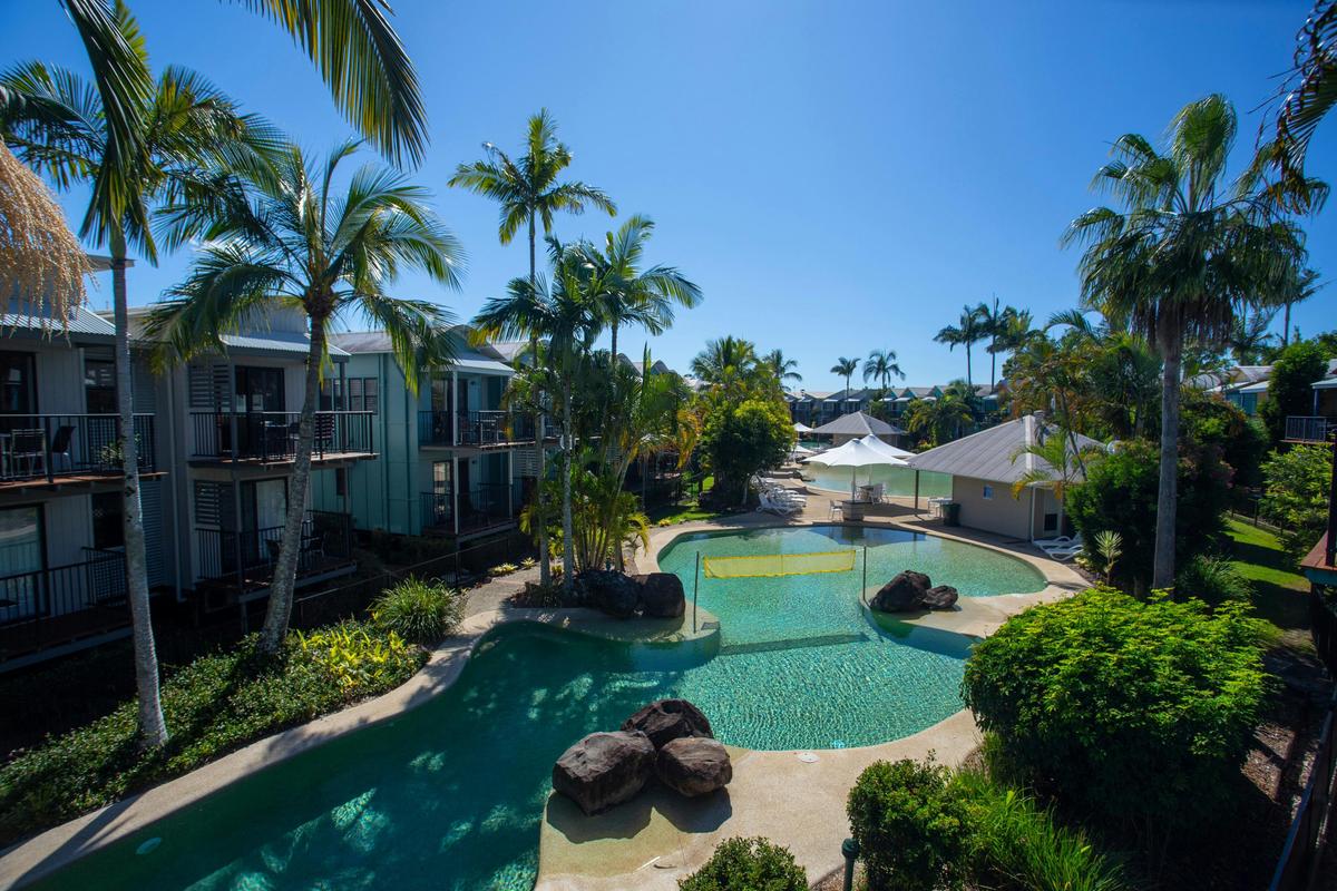 Noosa Lakes Resort