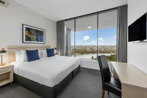 4 Bedroom Apartment