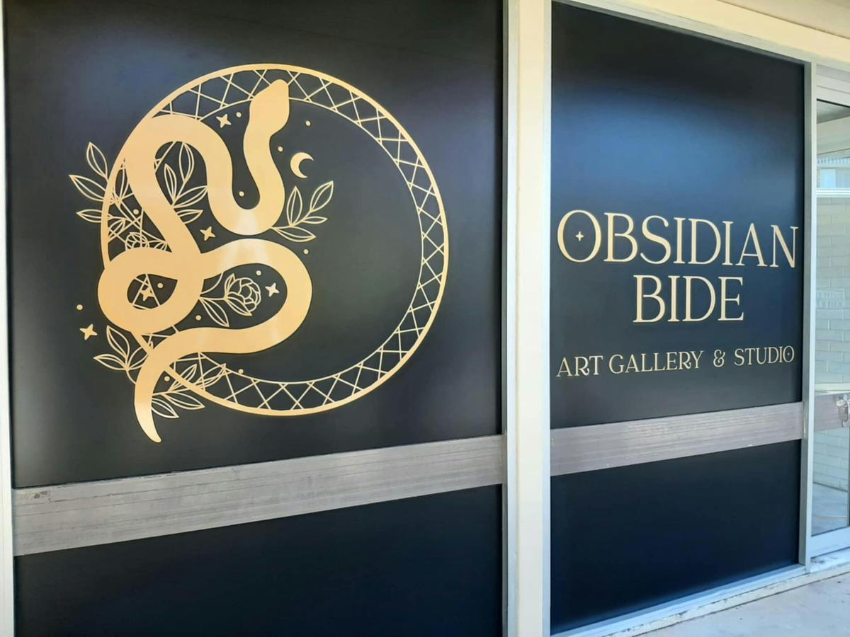 Obsidian Bide shopfront