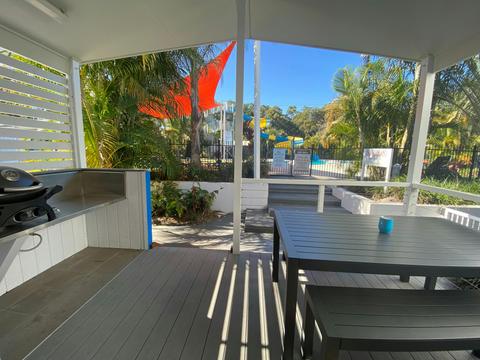 Deluxe Poolside Villa