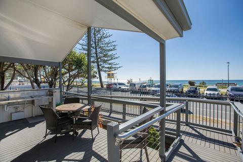 2 Bedroom Ocean view Cabin