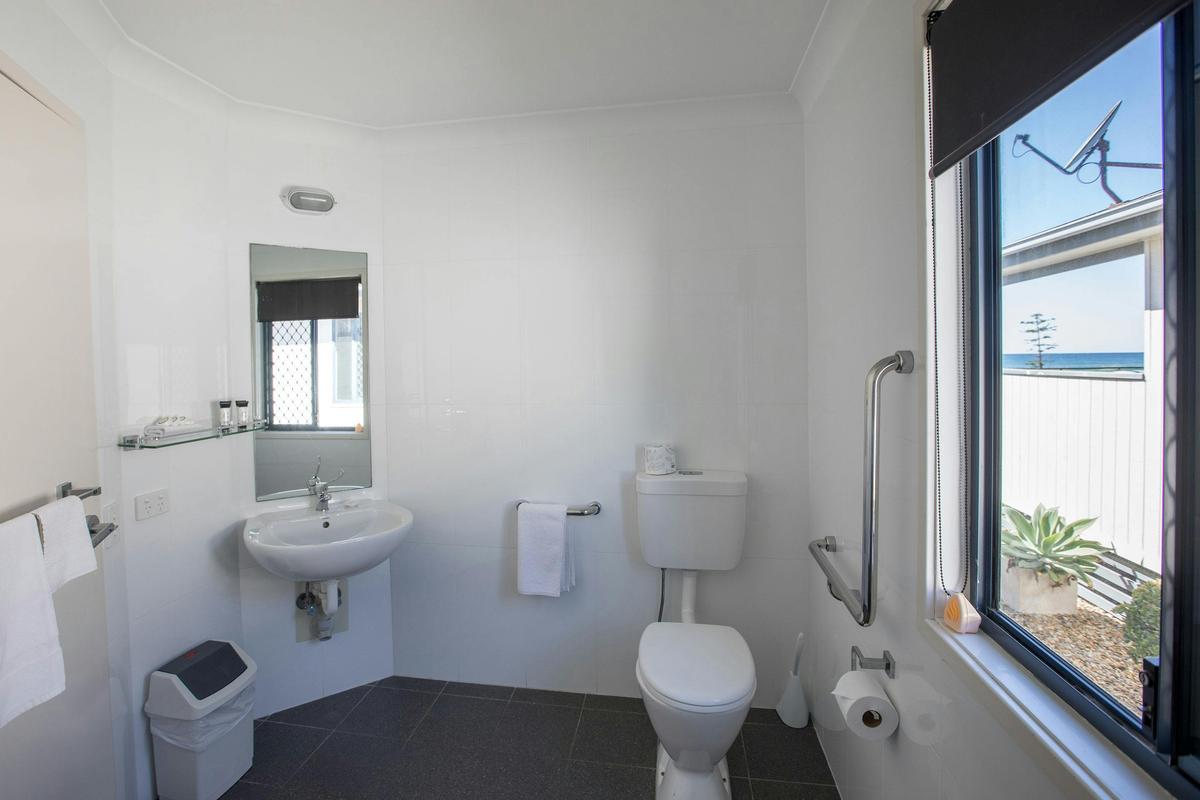2 Bedroom Ocean view Cabin