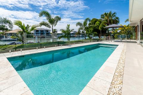 Paradise On The Promontory