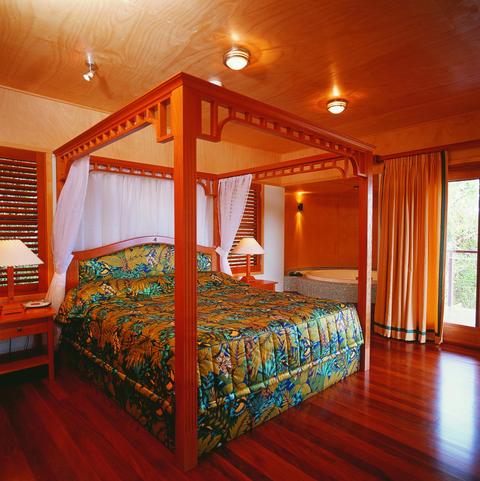 2 Bedroom Canopy Suite
