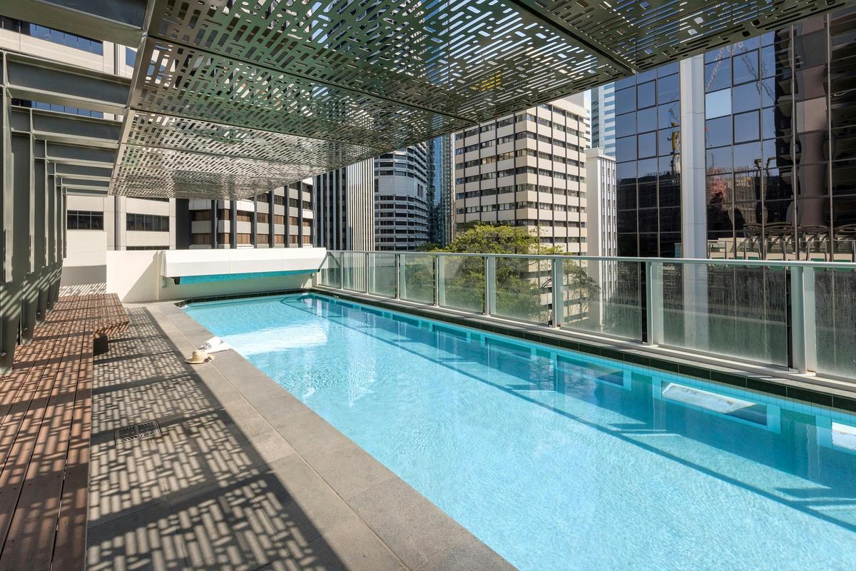 Oaks Brisbane Aurora Suites