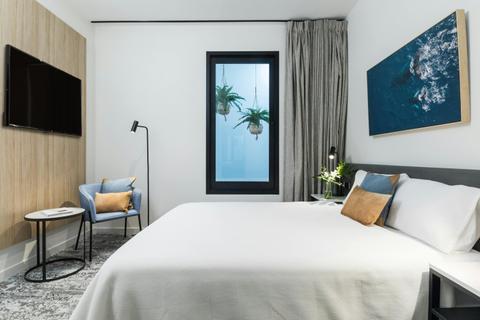 Hotel Room - Internal