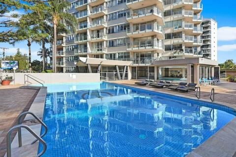 Pacific Regis Beachfront Aparments
