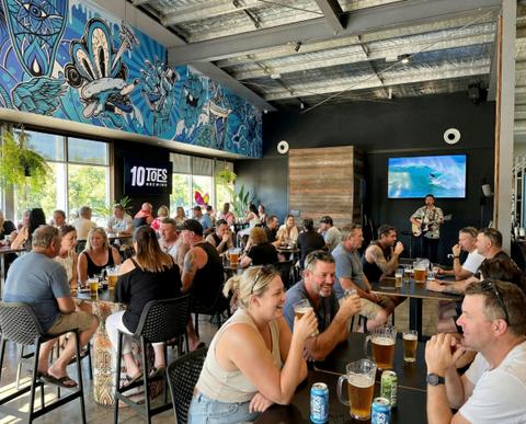 10 Toes Brewery Tours