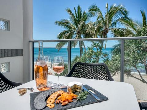 One Bedroom Beachfront Spa Penthouse