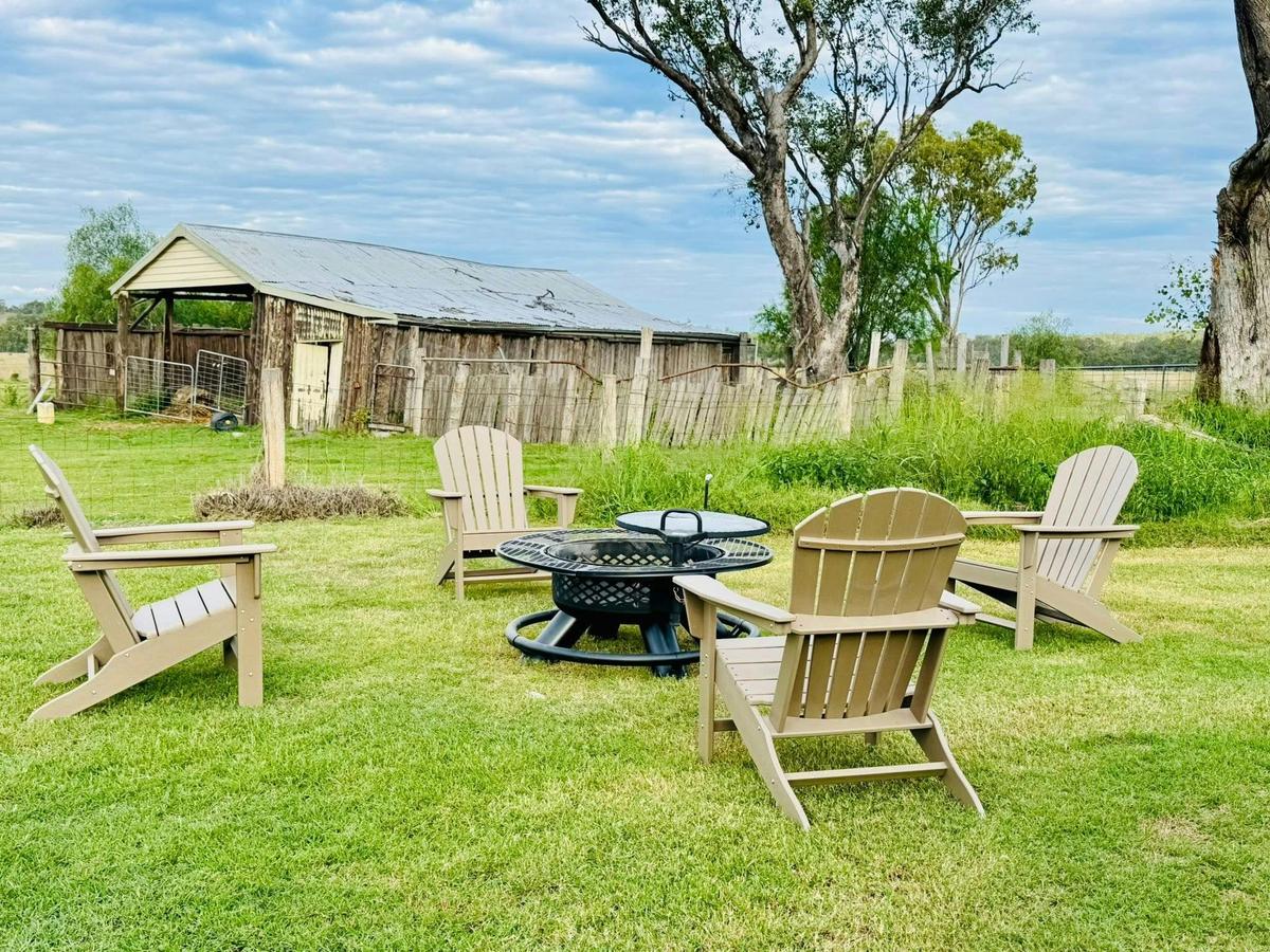 Backyard & Firepit