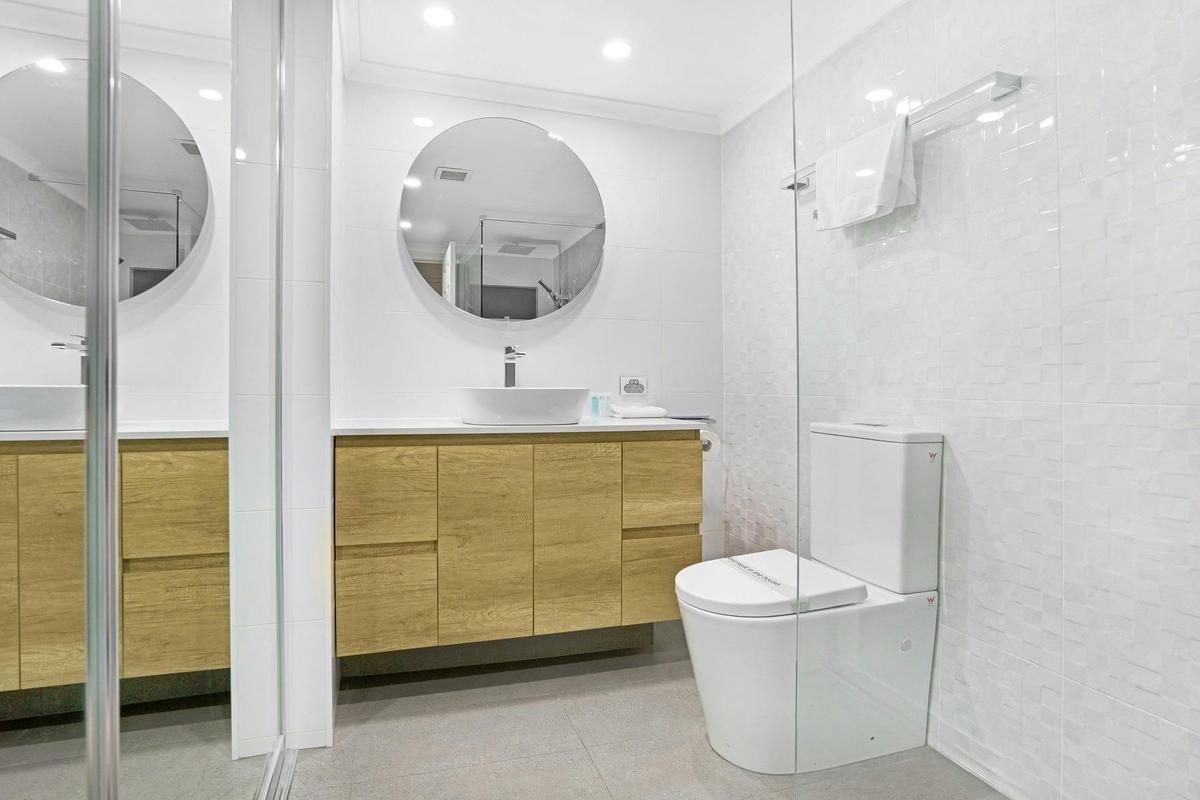 Fully self-contained Apartments