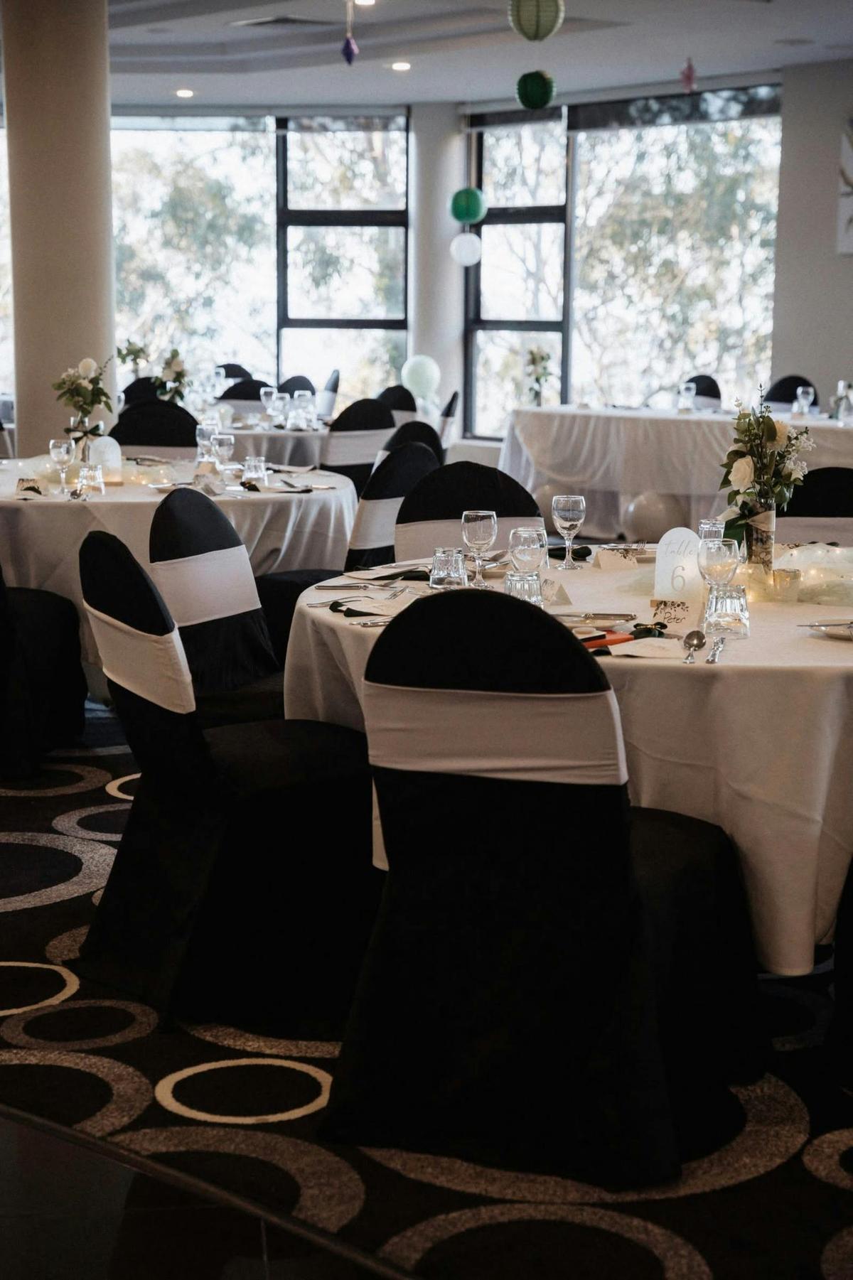Host your wedding or function at Picnic Pount Cafe and Restaurant