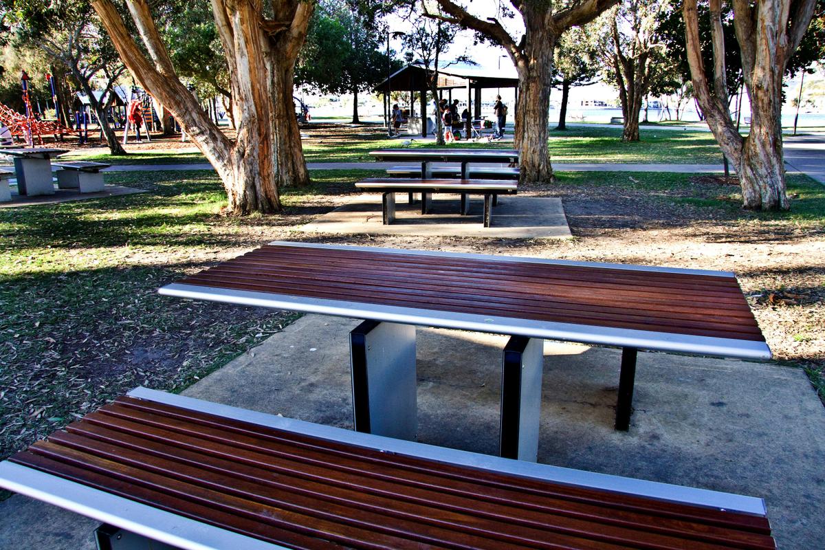 Paradise Point Parklands