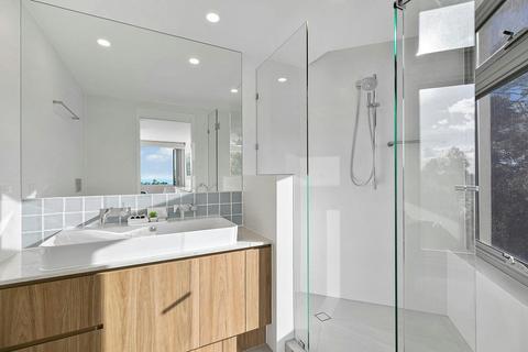 Apartment 6 3 Bedroom Ocean View
