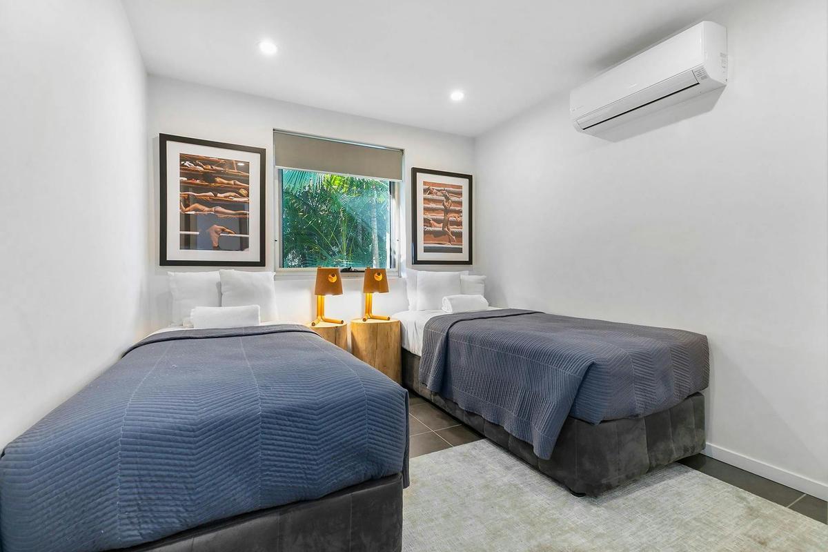 Apartment 7 - 2 Bedroom Ocean View