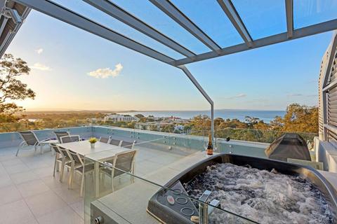 Apartment 10 3 Bedroom Ocean View
