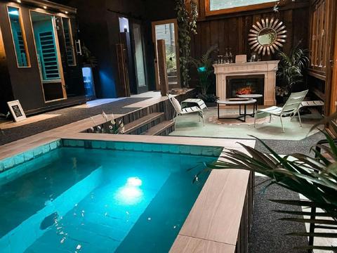 Botanicals & Bathhouse Experience: A Day of Indulgence on Tamborine Mountain