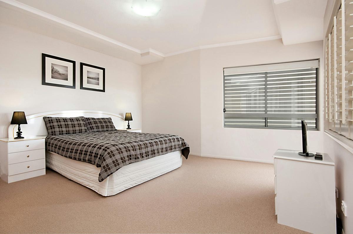 Main bedroom