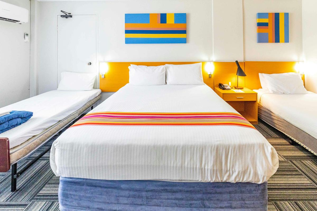 Cleos Standard Resort Room