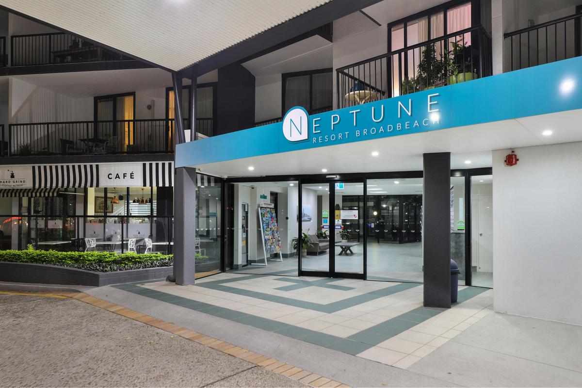 Welcome to Neptune Resort - Entrance to the Foyer