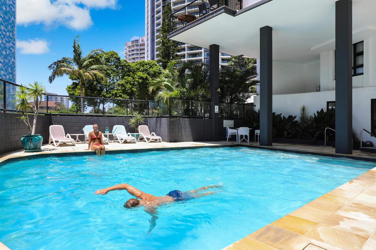 Heated Swimming Pool and Spa complex perfect to relax and unwind