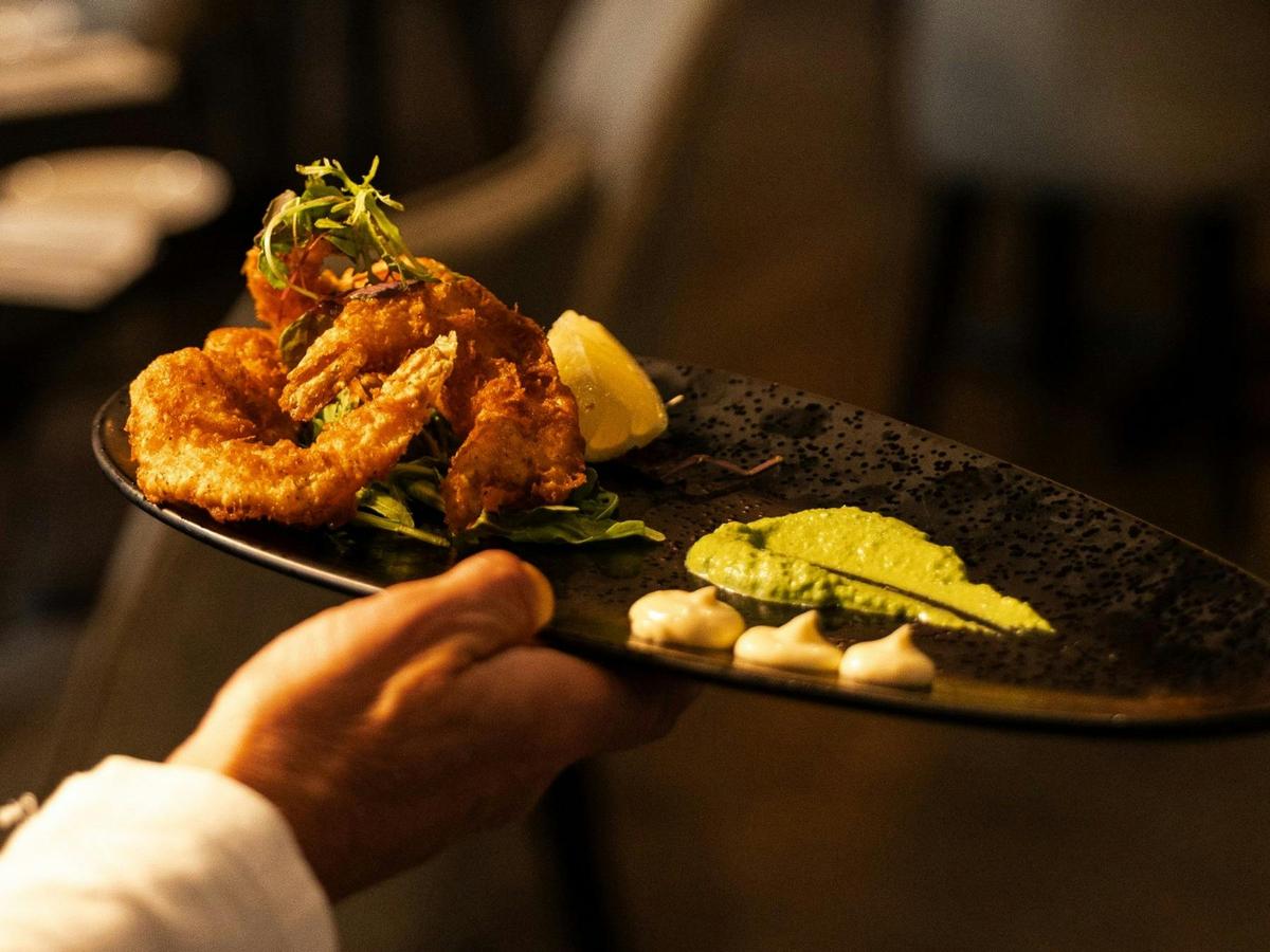 Tempura prawns